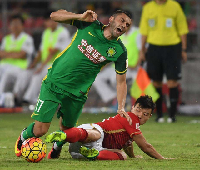 九游电竞-赛前社区盾焦点战，里尔回应争议，目标明确，赛季目标并未改变(观看维和防暴队观后感)